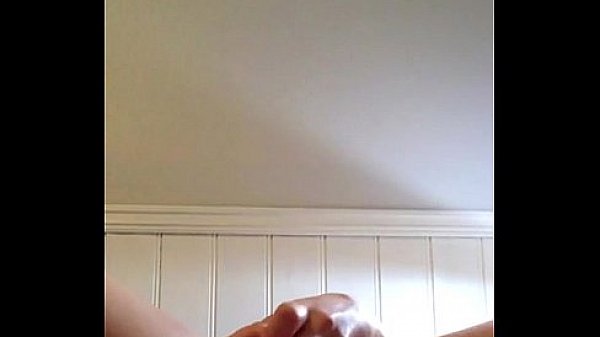 Playing with myself squirting at pussyparlorcams.com 720p