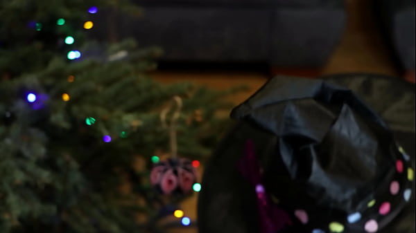 Unexpected gift under the tree ended in hot sex
