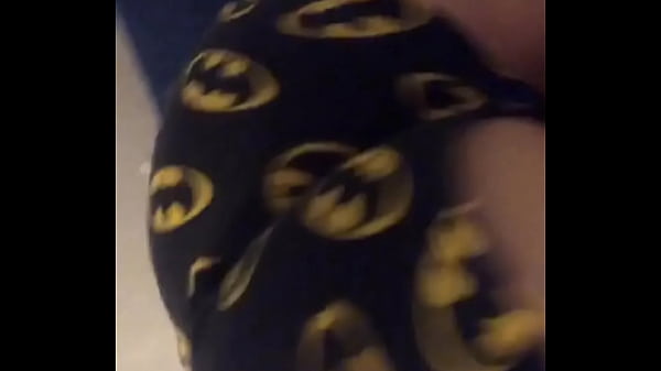 Batman shorts twerk