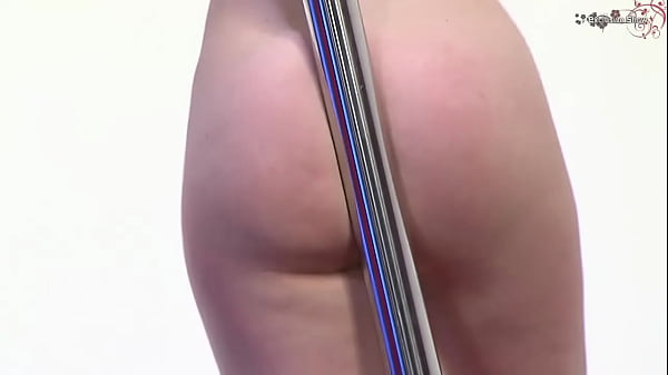 Model Diana Atanasova from Bulgaria known also as Diana Kolentsova makes a naked performance on TV - Diana Atanasova (Diana Kolentsova)