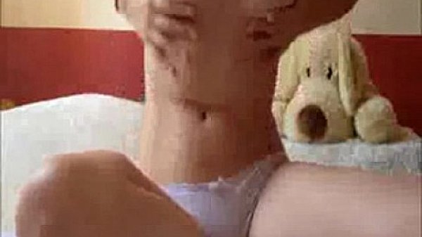 Hot redhead toys her pussy on webcam