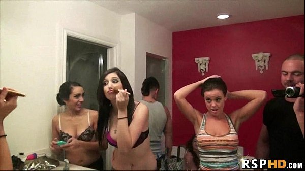 Bathroom foursome some Angel Del Rey, Rahyndee James 1