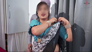 Indian Big Ass Lady Tailor Accidently Fucked by Tutor during Boobs measurement.